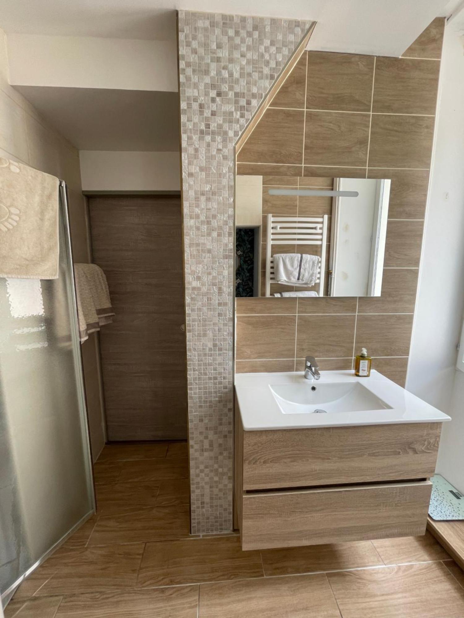 Appartement Moderne Centre Ville, 5 Personnes, 65 M2 Семюр-ан-Осуа Екстер'єр фото