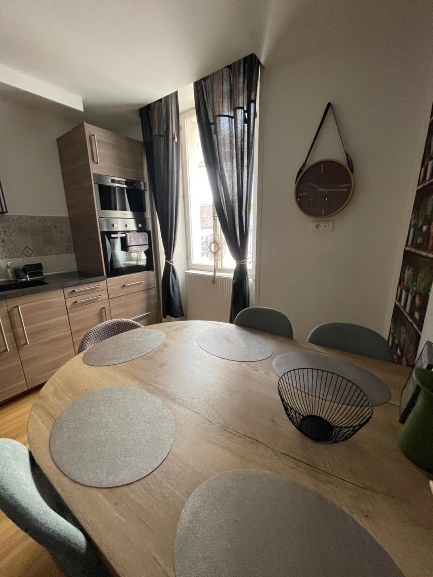 Appartement Moderne Centre Ville, 5 Personnes, 65 M2 Семюр-ан-Осуа Екстер'єр фото