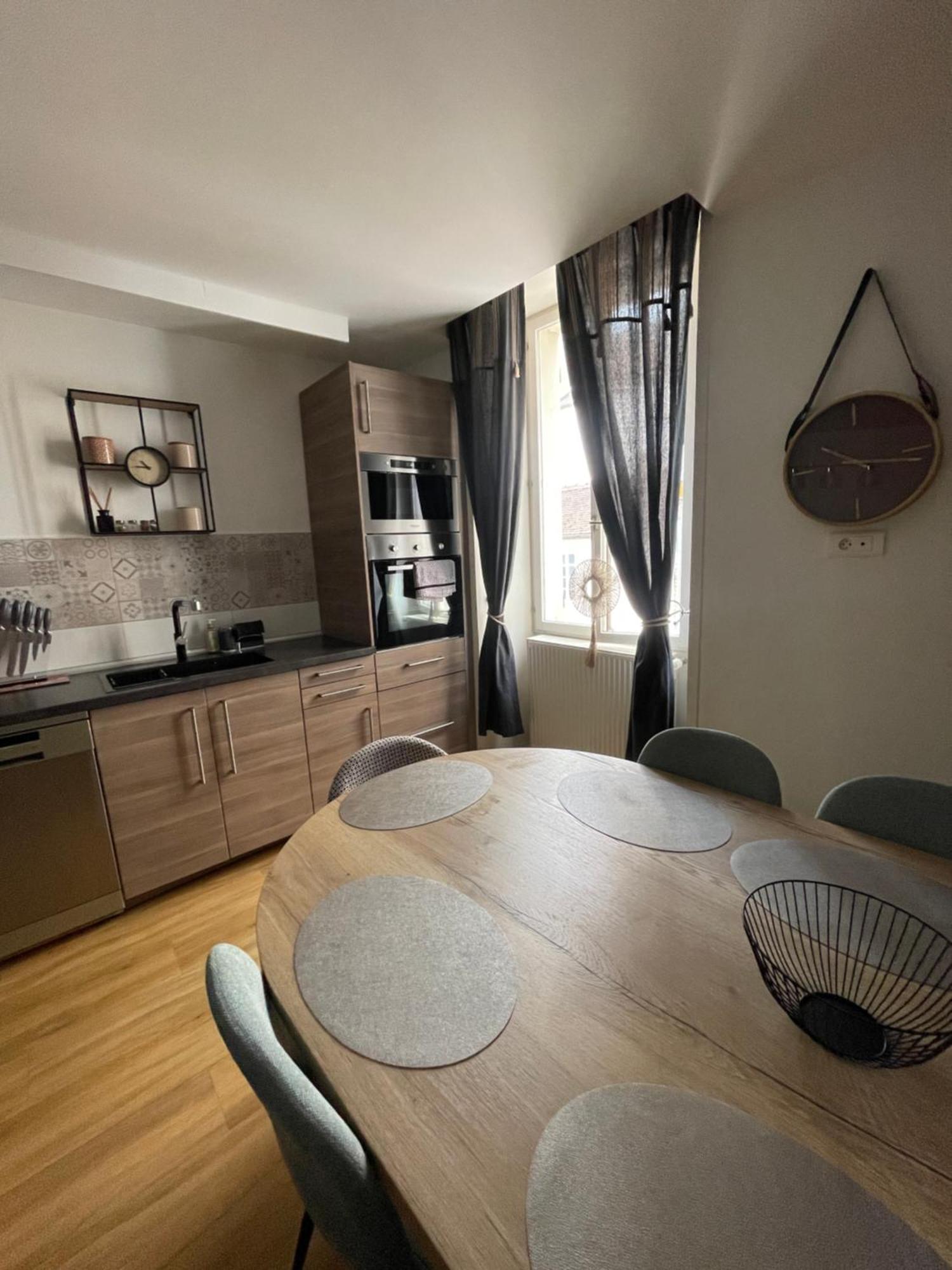 Appartement Moderne Centre Ville, 5 Personnes, 65 M2 Семюр-ан-Осуа Екстер'єр фото