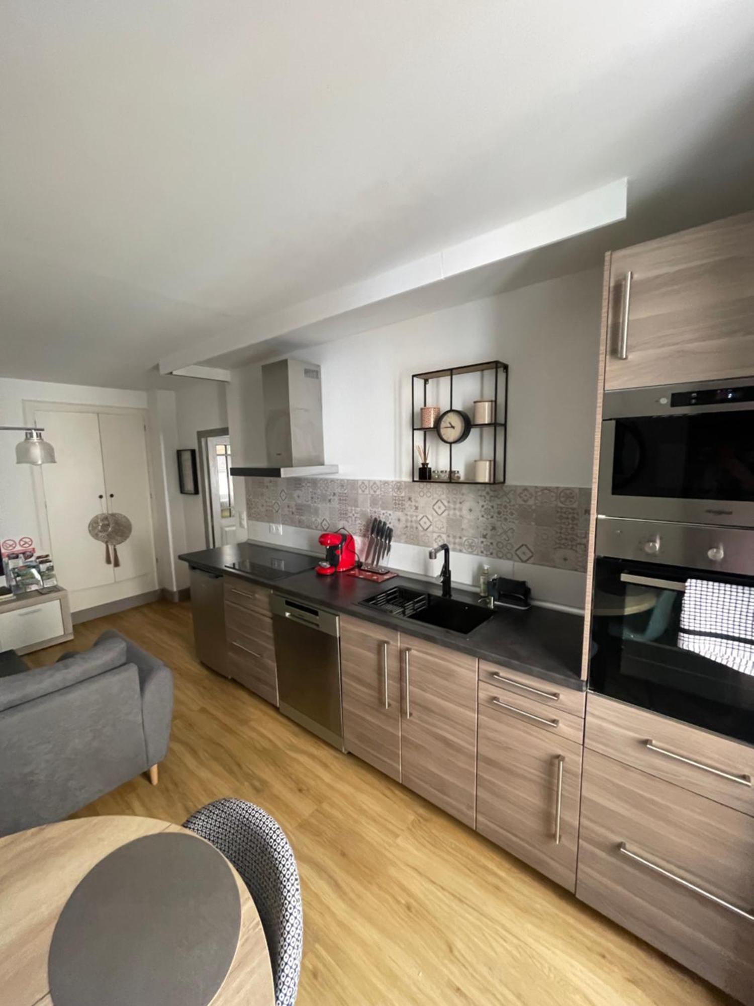 Appartement Moderne Centre Ville, 5 Personnes, 65 M2 Семюр-ан-Осуа Екстер'єр фото